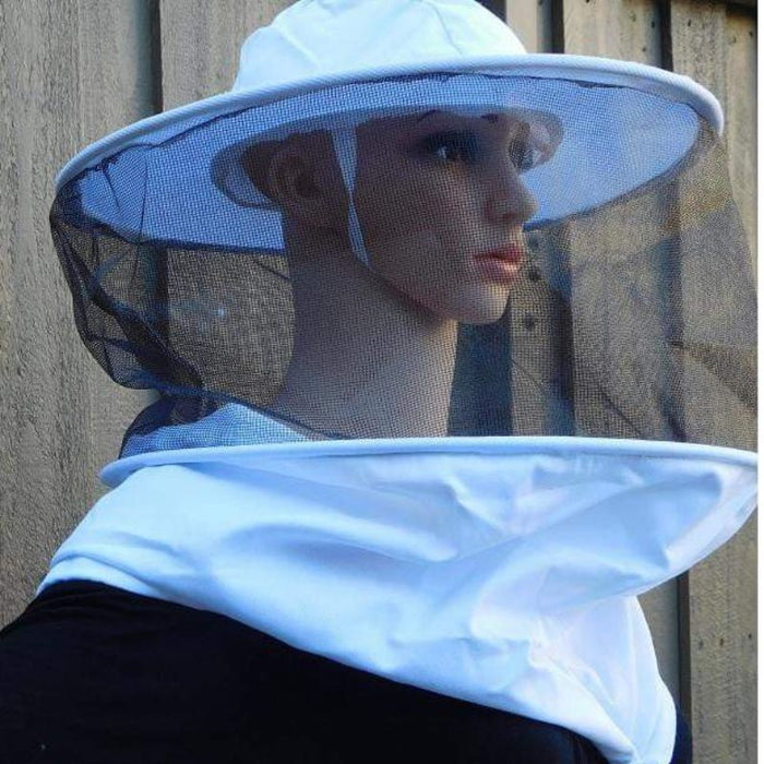 Round Hat Veil With Shoulder Strap